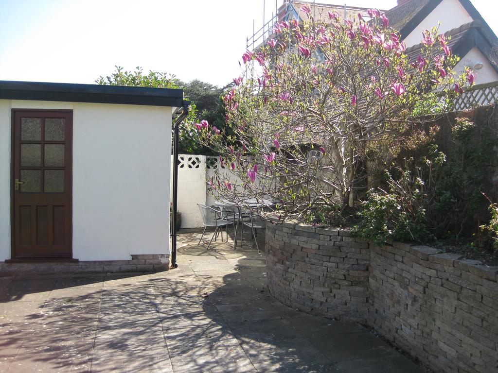 The Ashmount Hotel Rhos-on-Sea Bagian luar foto