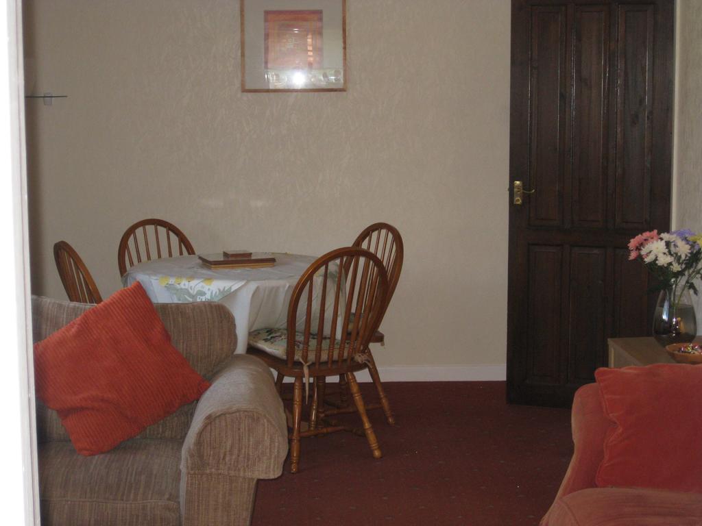 The Ashmount Hotel Rhos-on-Sea Bagian luar foto